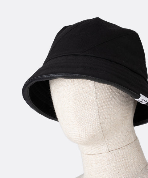 Twist Bucket / Black