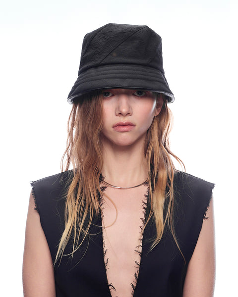 Twist Bucket / Black