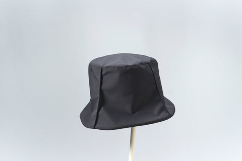 Reversible cloche by HIRATA Atelier