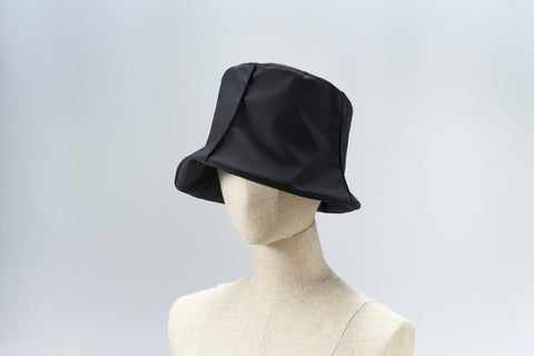 Reversible cloche by HIRATA Atelier