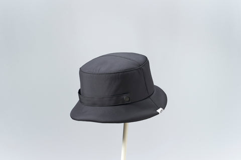 Puffer Bucket hat by saki et show