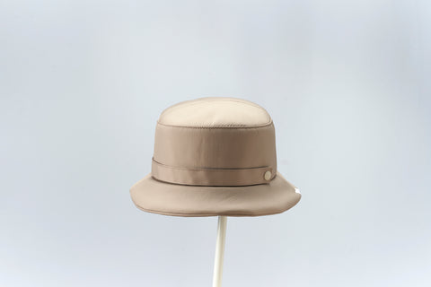 Puffer Bucket hat by saki et show