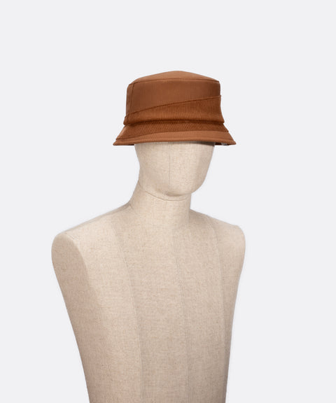 Spiral Plain Bucket / Camel