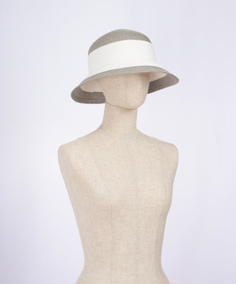 HAE401 / Light Gray x White